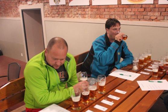 Největší hospoda v mezinárodním Broumovsku? V sobotu to bylo Centrum Walzel