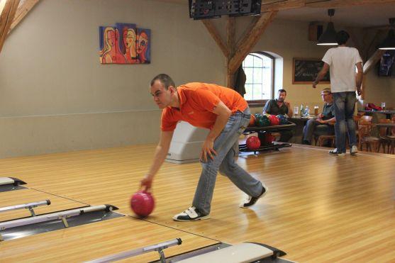 První bowlingový turnaj regionálních firem v Centru Walzel má své vítěze 
