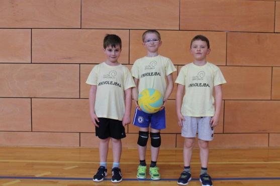 Broumovské volejbalové naděje zatím sbírají zkušenosti