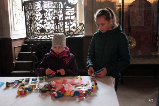 Děti putovaly vánočním broumovským klášterem