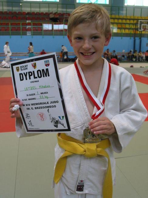 Výprava broumovských judistů přivezla pět medailí z polské Strzegomi