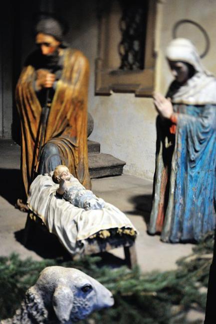 Na Adventním trhu v broumovském klášteře bylo kolem 30 stánků a spousta návštěvníků