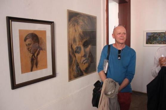 Malíř, jehož obrazy byly prodány ještě dříve, než na nich stačila uschnout barva 