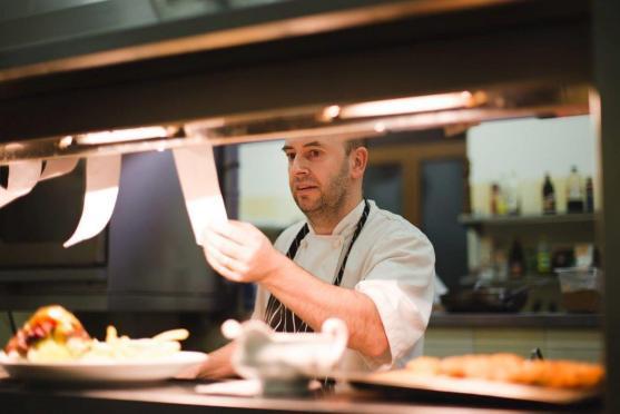 Na slavnostech piva a klobás v Centru Walzel natáčela polská Telewizja Wałbrzych