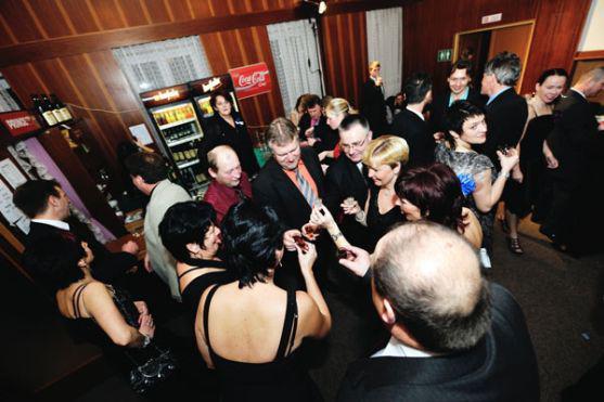 Video: Letošní Ples Města Broumova byl bohatší o doprovodný program 