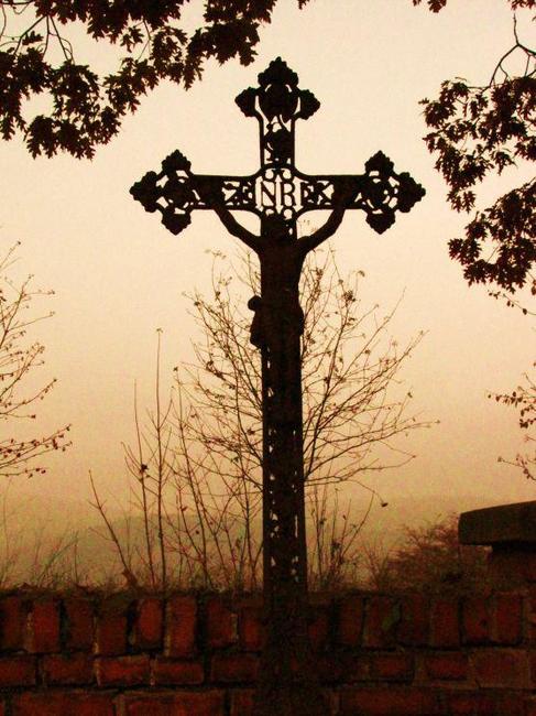 Kostely a kamenné kříže Broumovska očima Lucie Cepkové 