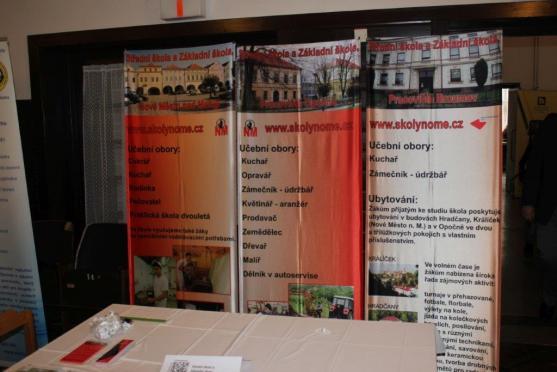 V Náchodě se konala prezentace škol a zaměstnavatelů. Význam setkání ocenil i hejtman Lubomír Franc