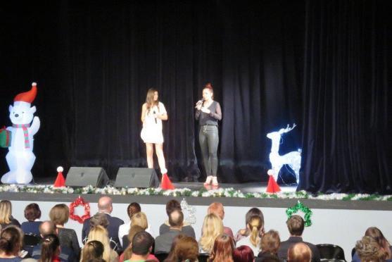 Nelly Řehořová zpívala na adventním koncertě duet s Marianem Vojtkem