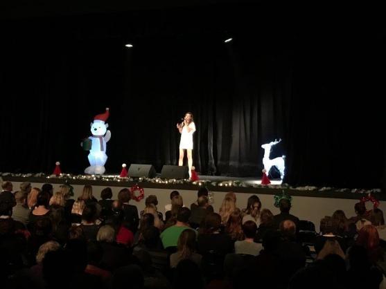 Nelly Řehořová zpívala na adventním koncertě duet s Marianem Vojtkem