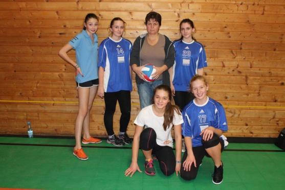 Další turnaj barevného volejbalu se hrál v Broumově