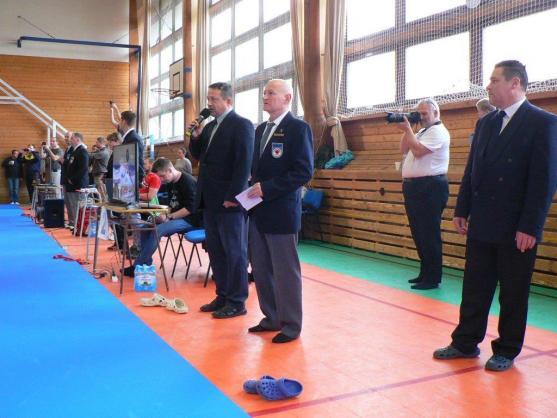 Zlatá olympijská medaile judisty Lukáše Krpálka motivuje. Na Pohár hejtmana do Broumova přijelo více než 200 mladých judistů