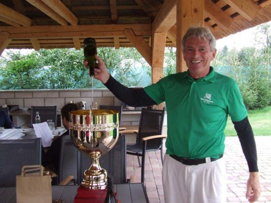 Golfový Prezidentův pohár pro Pawła Popiela. Loňský a předloňský mistr klubu získal svou další velkou trofej