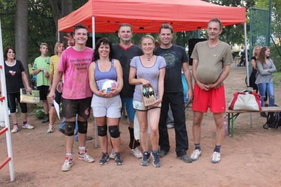 Volejbalový Memoriál Slávky Streubelové se těší velké popularitě hráčů i fanoušků