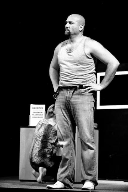 Divadlo Artur pobavilo hrou Tři v háji