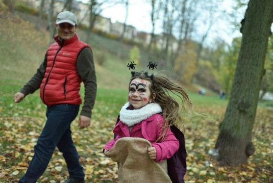 Ve čtvrtek se uskutečnil sedmý ročník Strašidelné Alejky