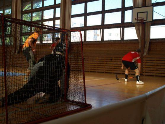 Florbalový turnaj T-Rex CUP 2013 vyhrál náchodský tým IBK Rébus