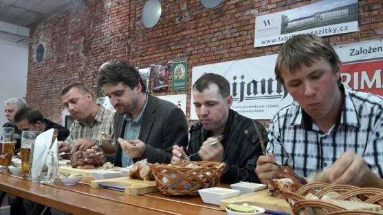 V Centru Walzel během jednoho dne návštěvníci vypili téměř tři tisíce piv