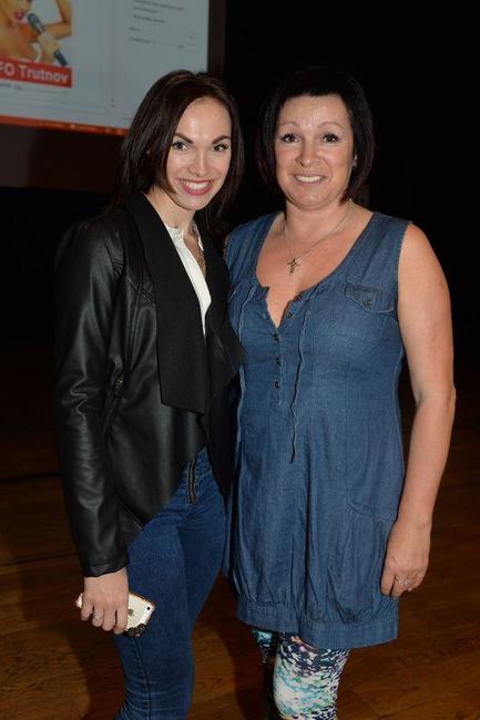 Nela Řehořová z Police nad Metují vyhrála internetové hlasování pěvecké soutěže Česko zpívá 