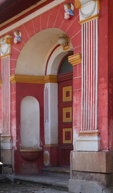 Genius loci: Broumovský klasicistní statek 