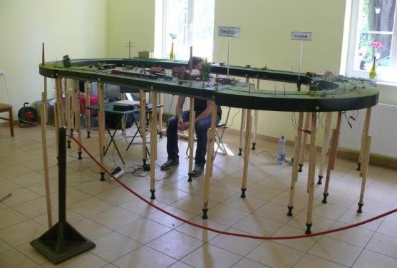 Broumováci opět závodili v Polsku na ručních drezínách