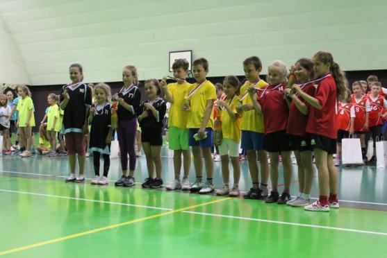 Na turnaji barevného volejbalu se dařilo broumovským týmům