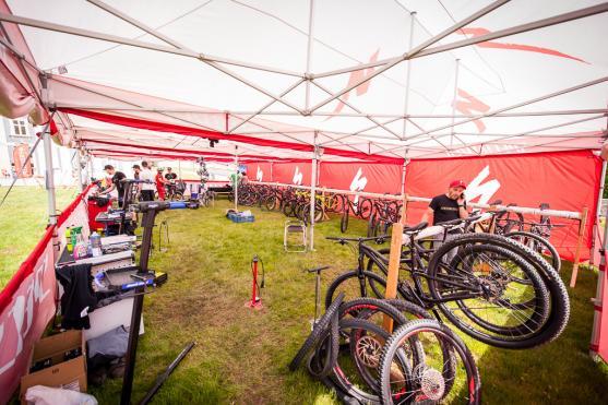 Klášterní zahrada se o víkendu proměnila v cykloráj Trail Days