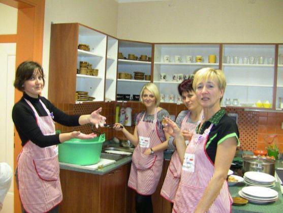 Skončil projekt Masarykovy základní školy v Broumově Znovu spolu u jednoho stolu