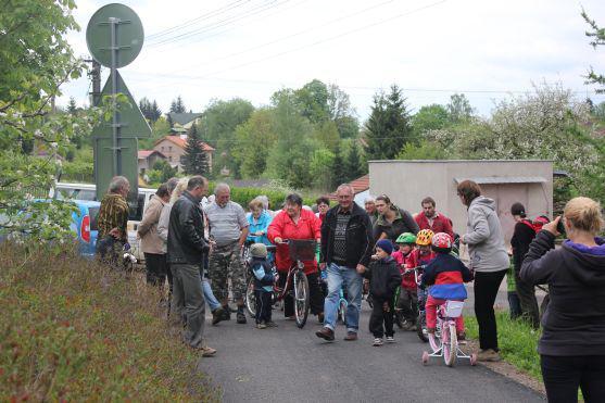 V Hejtmánkovicích byl otevřen nový úsek zadní cesty