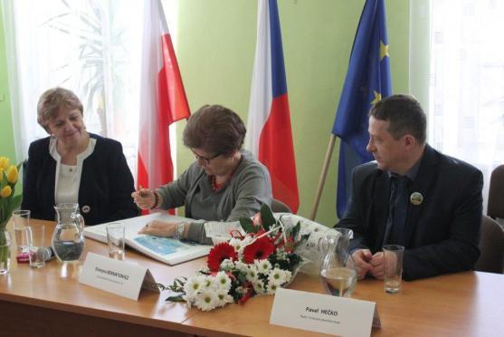 V sobotu byla zahájena autobusová veřejná doprava mezi městy Walbrzych a Meziměstí