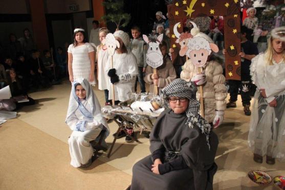 Broumovská Základní škola Hradební už deset let nacvičuje Vánoční ladění