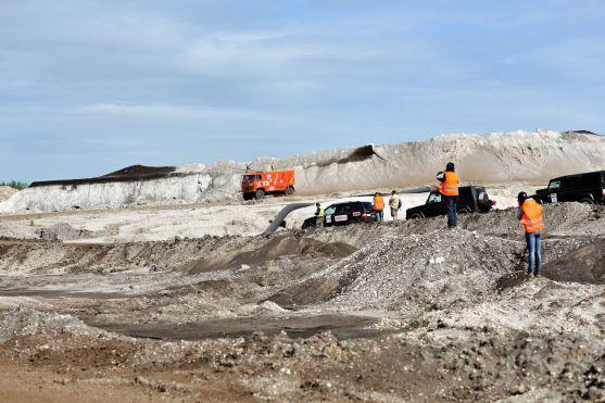 Posádka závodní Tatry z jetřichovského Svoboda Tatra Teamu byla 3. na populární evropské rallye BAJA 300 Mitteldeutschland 2012