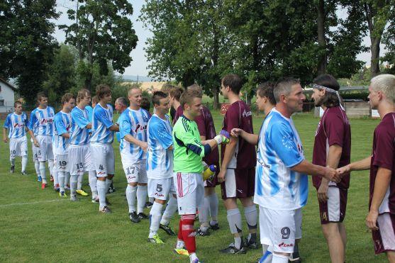 Fotbalová sobota v Broumově byla plná premiér a ocenění