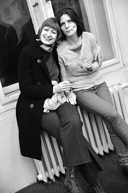 V broumovském Klubu ROK vystavuje své olejotisky Rostislav Krámský 