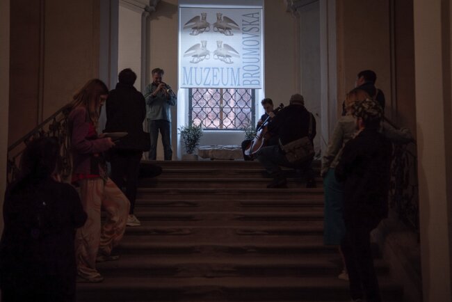 Květnoví rezidenti spojili síly s hudebníky i studenty z Broumova