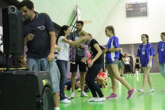 Na turnaji barevného volejbalu se dařilo broumovským týmům