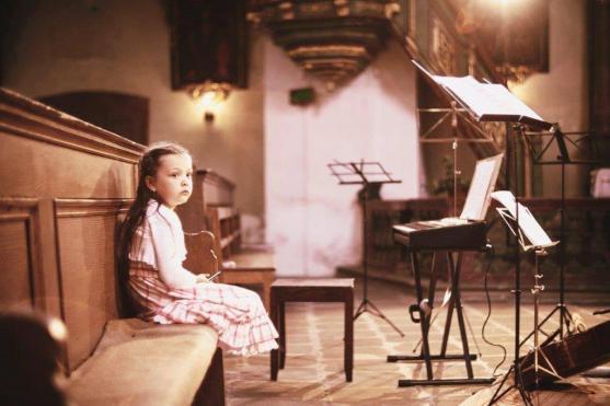 Druhý koncert festivalu Za poklady Broumovska představil ve Vernéřovicích i hudbu autorů broumovského regionu