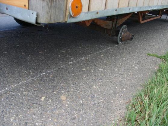 Maringotka bez kola ujela desítky kilometrů. Do Police nad Metují však nedojela