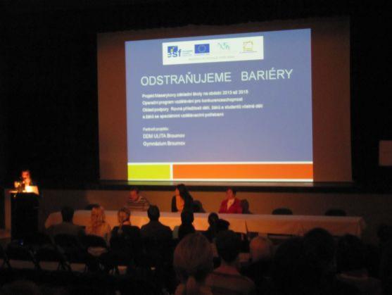 Masarykova základní škola v Broumově zahájila projekt Odstraňujeme bariéry