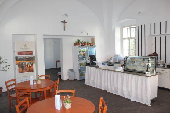 V areálu broumovského kláštera bylo otevřeno nové Návštěvnické centrum