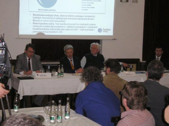 Na setkání s těžaři starostové obcí Trutnovska, Náchodska a Broumovska odmítli uvažovaný průzkum ložisek plynu