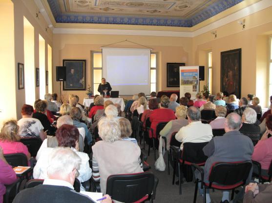 Univerzita třetího věku v Broumově zahájila zimní semestr první přednáškou