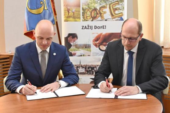 Školy se mohou zapojit do prestižního programu DofE