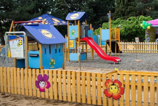 Společnost Lidl letos naposledy postaví dalších deset Rákosníčkových hřišť