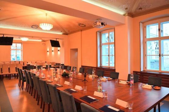 Ustavující zasedání Zastupitelstva Broumova bez překvapení. Starostou je Jaroslav Bitnar