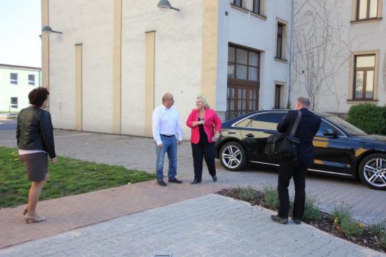 Broumov navštívila ministryně pro místní rozvoj Klára Dostálová