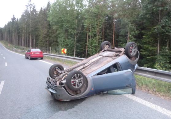 Hasiči zasahovali v pátek u dvou dopravních nehod