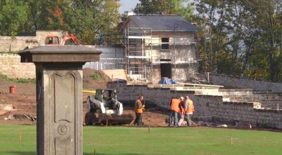 Klášter, kostely, pivovar, Veba... O Broumovsko se zajímají média