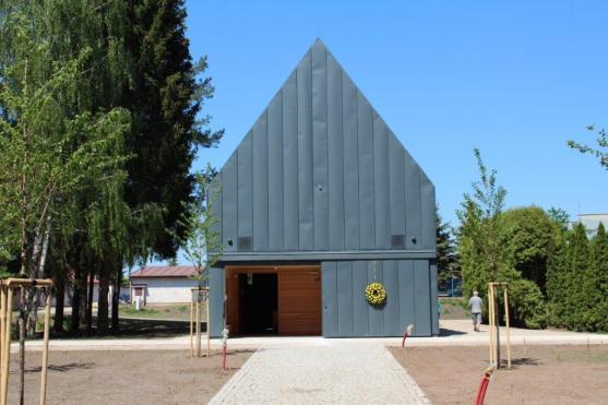 Architekt Pavel Rydlo: Trávník, květiny a především nové stromy postaví síň do jiného světla vnímání