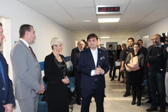 Magnetická rezonance v Náchodě začne sloužit pacientům