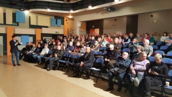 Senátor Franc opět otevřel debatu o obchvatu Broumova a měšťanském pivovaru